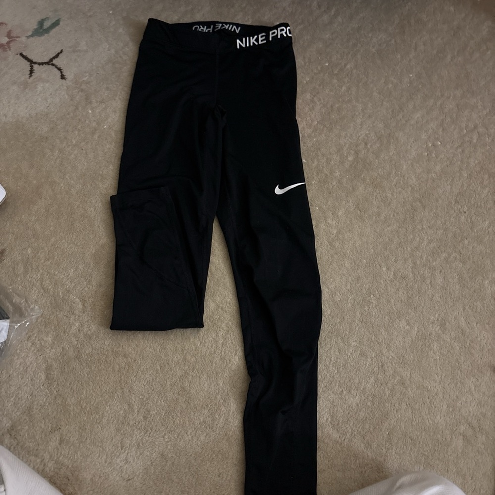 Nike Pro Women’s Black Leggings